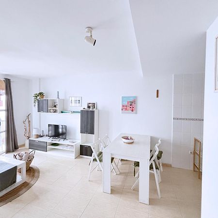 Luna De Lobos: Bright And Cozy Apartment In Bristol Corralejo Exterior foto